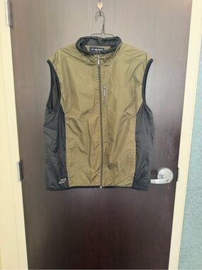 Vintage 90s Tommy Hilfiger Men's Olive & Black Lightweight Vest Jacket XXL